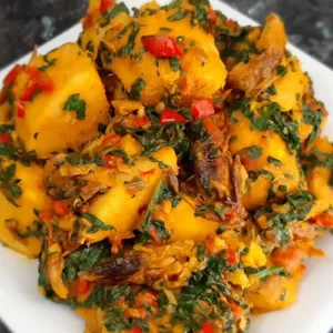 Porridge Yam with Veg (Spanish)